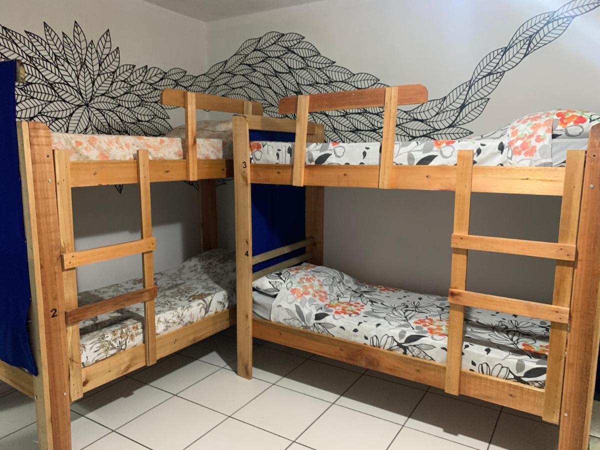 Oceanic Hostel บัลเนอาริโอ กังโบริว ภายนอก รูปภาพ