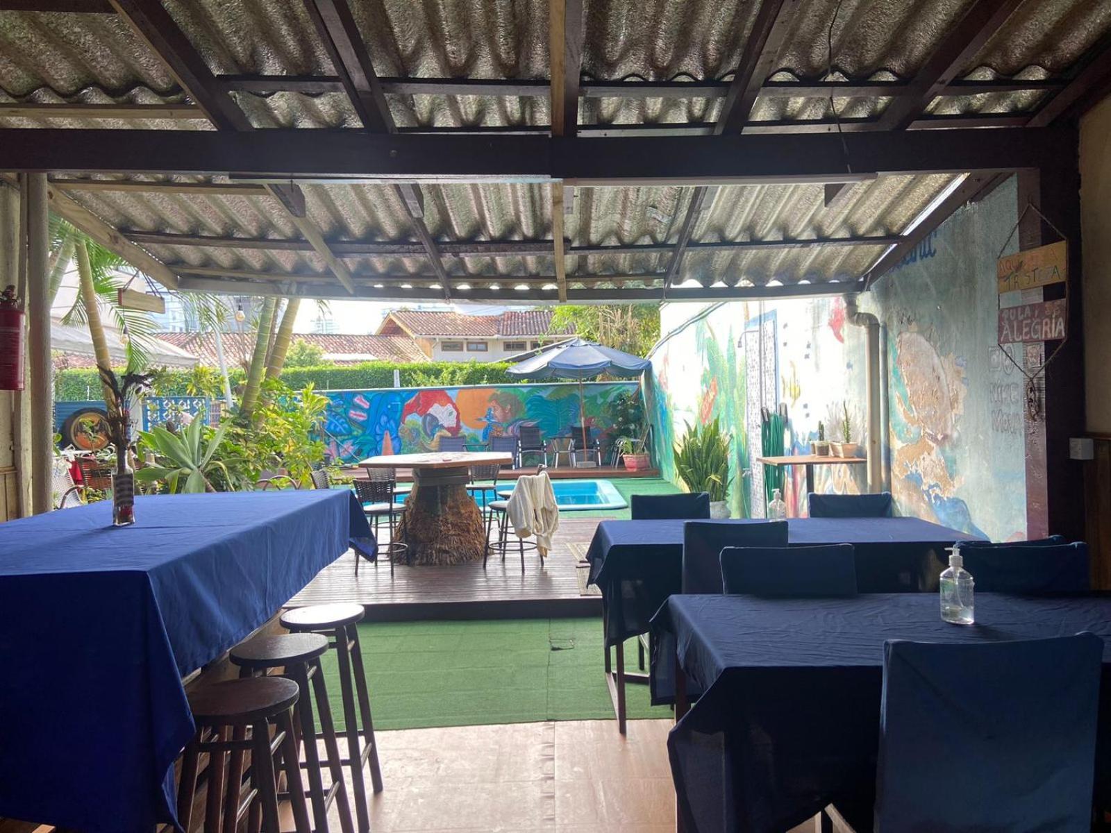 Oceanic Hostel บัลเนอาริโอ กังโบริว ภายนอก รูปภาพ
