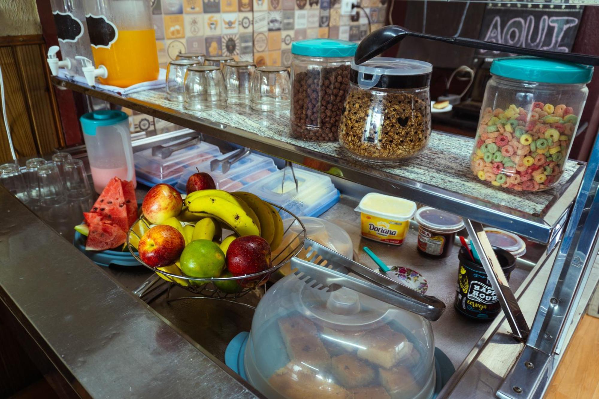 Oceanic Hostel บัลเนอาริโอ กังโบริว ภายนอก รูปภาพ