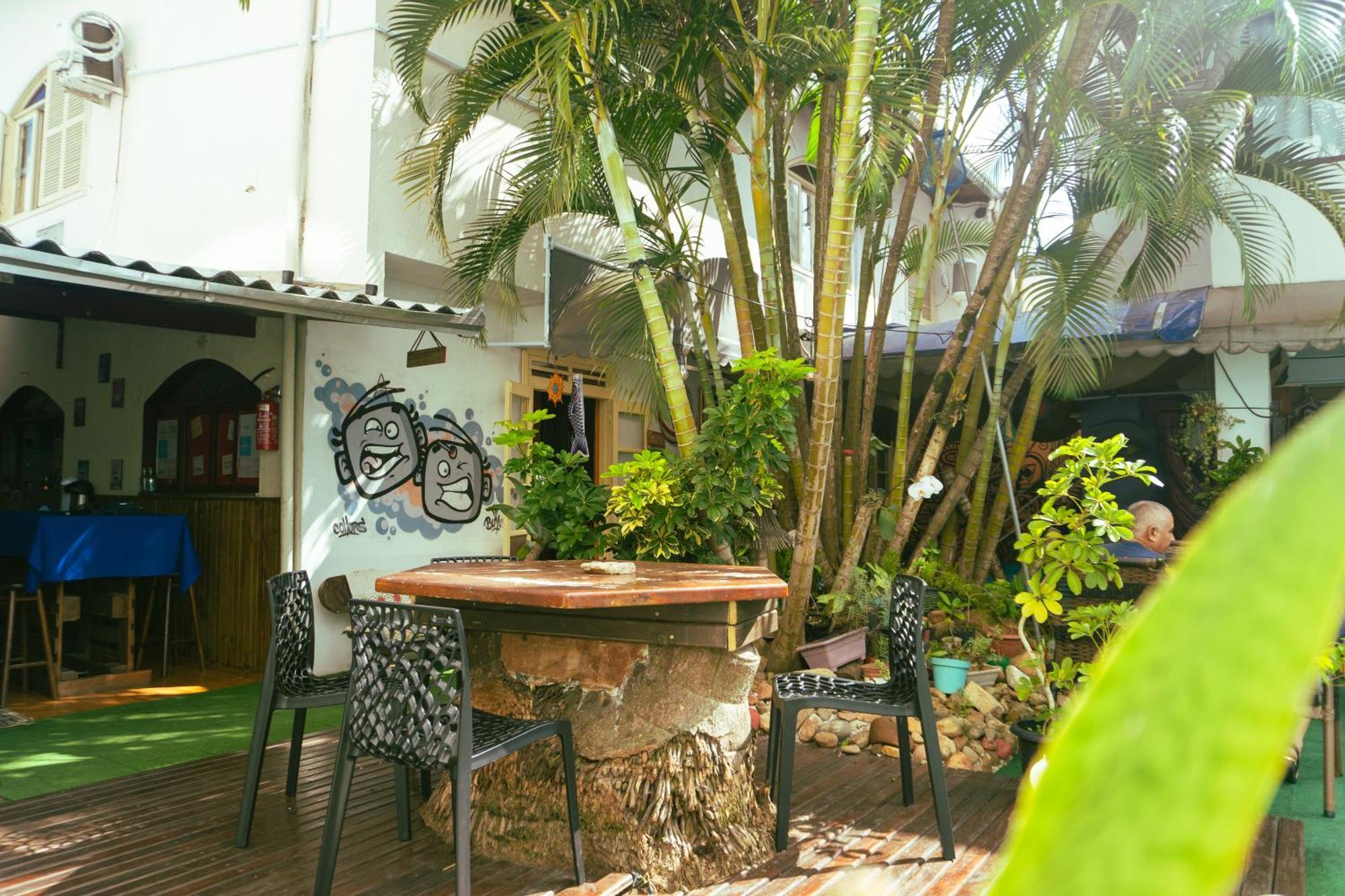 Oceanic Hostel บัลเนอาริโอ กังโบริว ภายนอก รูปภาพ