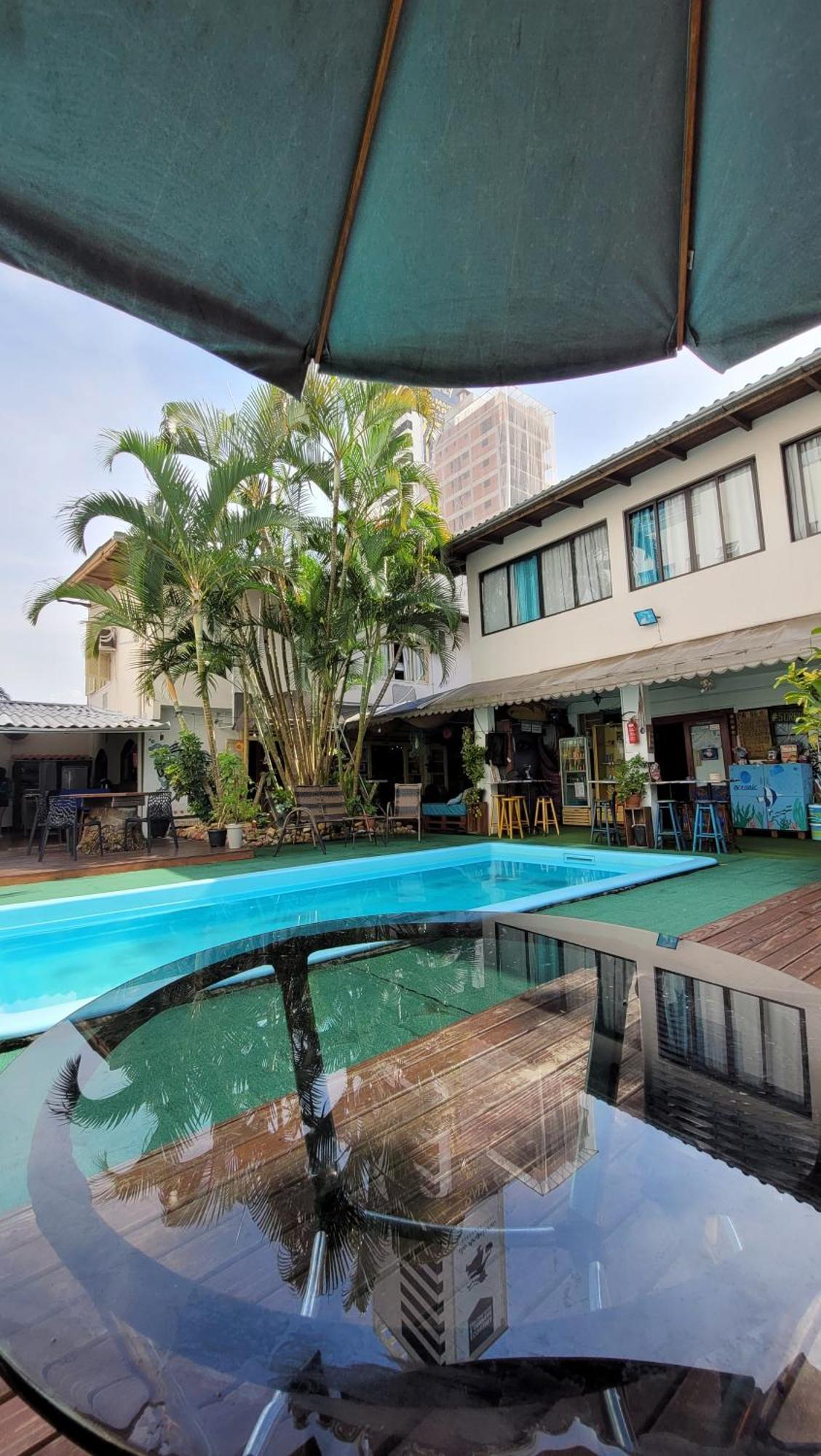 Oceanic Hostel บัลเนอาริโอ กังโบริว ภายนอก รูปภาพ